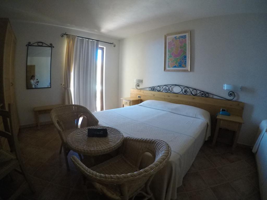 Hotel Villa Gustui Maris Cala Gonone Ngoại thất bức ảnh