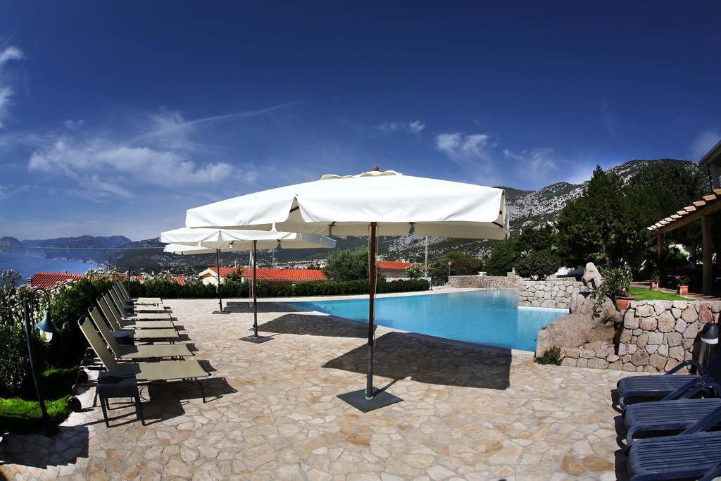 Hotel Villa Gustui Maris Cala Gonone Ngoại thất bức ảnh